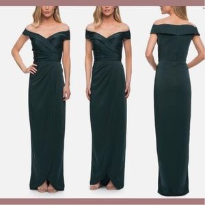 NWT‎ $365 La Femme [SZ 14 ] Surplice Off the Shoulder Column Gown Emerald green